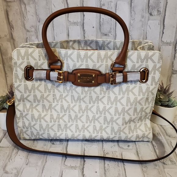 Michael Kors Handbags - MICHAEL KORS HAMILTON MK Signature Tote